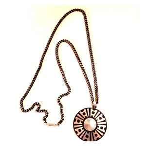 Vint bl/silver tone chain, plastic pendant